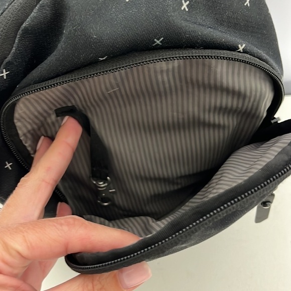 Sherpani Backpack - Picture 4 of 11